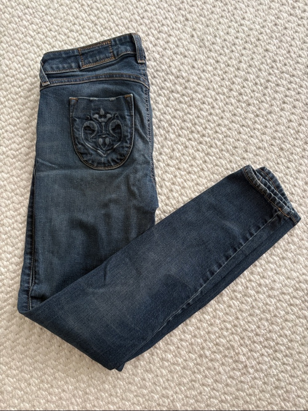 Siwy Los Angeles Dark Wash Embroidered Back Pocket Skinny Jeans 27